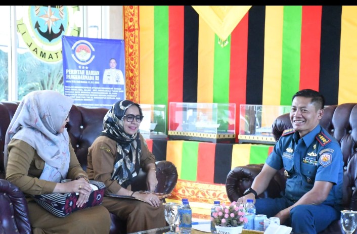 Jalin Silaturahmi dan Perkuat Koordinasi, Komandan Lanal Sabang Terima Kunjungan Plt. Kepala Kesbangpol Kota Sabang