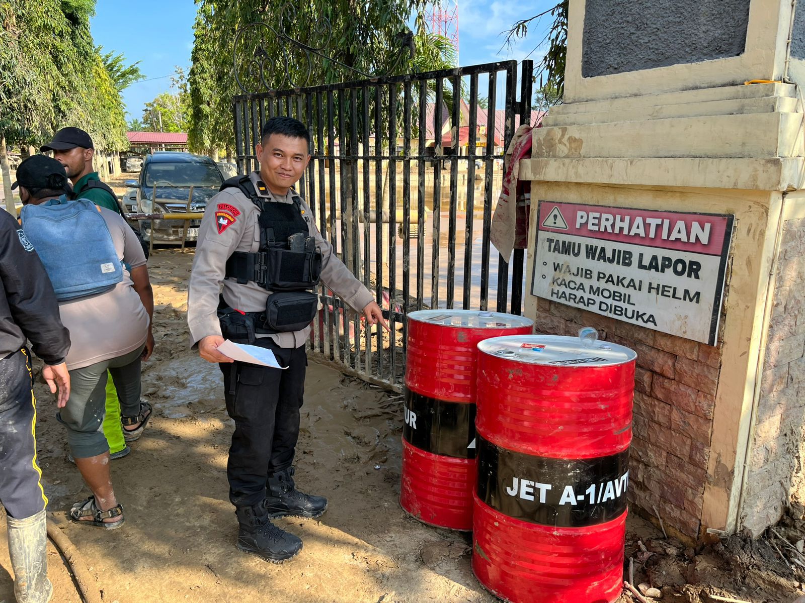 Bantuan Logistik Kapolri untuk Polres Aceh Tamiang Tiba, Pastikan Pelayanan Kepolisian Segera Pulih